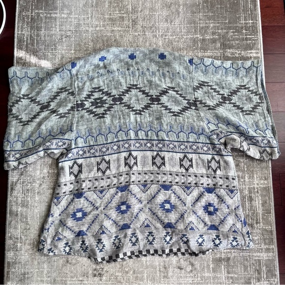 Blue & White Patterned Knit Poncho - Picture 6 of 6